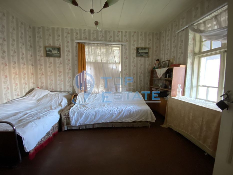 Продава се Къща в Горна Оряховица - 190 кв.м за 327 €/кв.м - Снимка #2