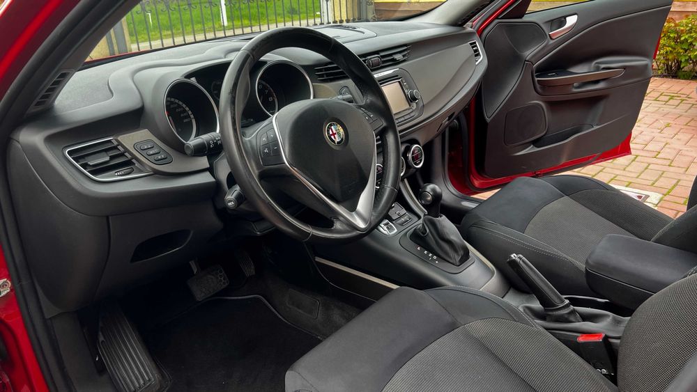 ALFA ROMEO Giulietta 2015 — imagine 2