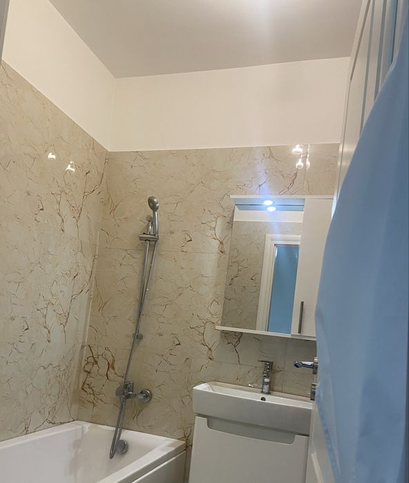 Inchiriez garsoniera Central Address Residence