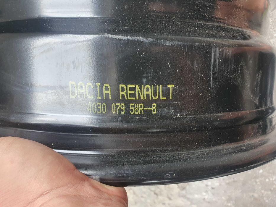 jante dacia duster renault nisssn 5x114,3 pe R16 originale noi