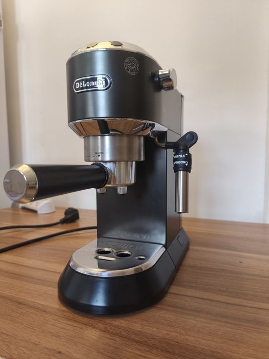 Кафемашина Delonghi EC685