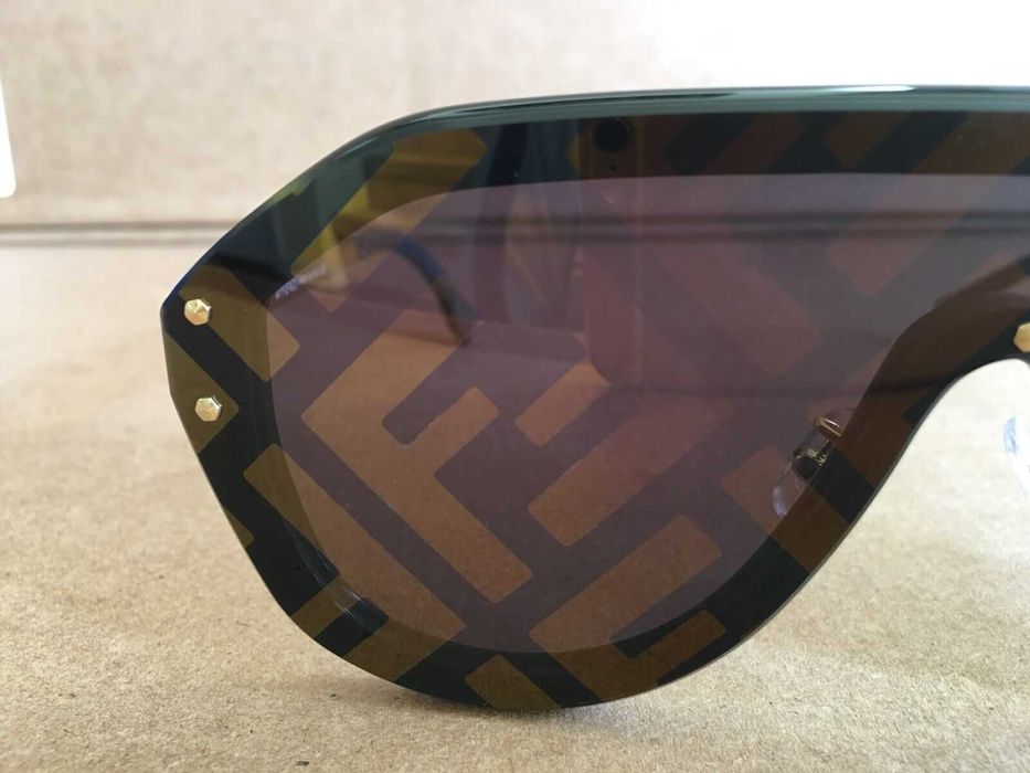 Слънчеви очила Фенди M0039/G/S Италия