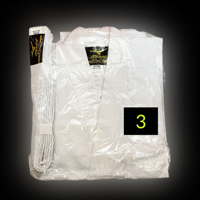 Кимоно для карате разные виды и цены