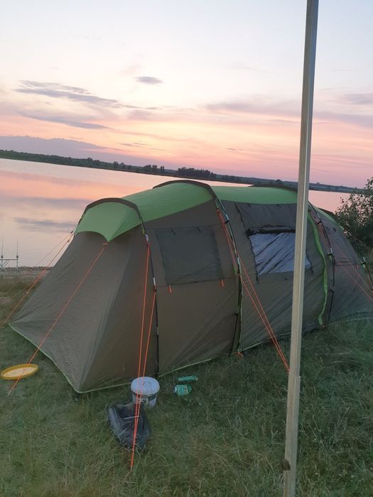 Палатка 4 местна с 2 спални