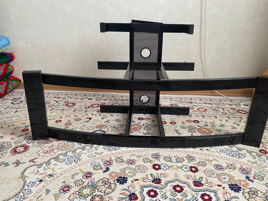Продам подставку под телевизор