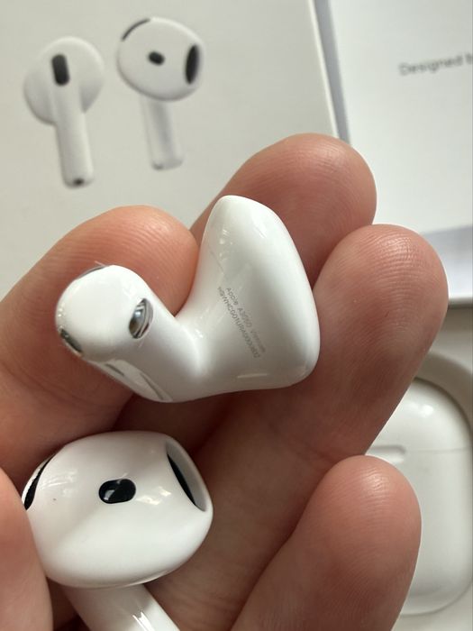 Наушники Apple AirPods 4 белый