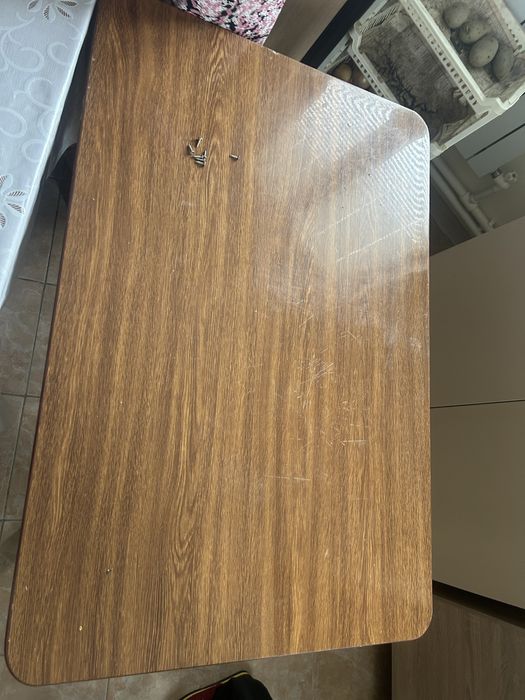 Продается кухонный стол