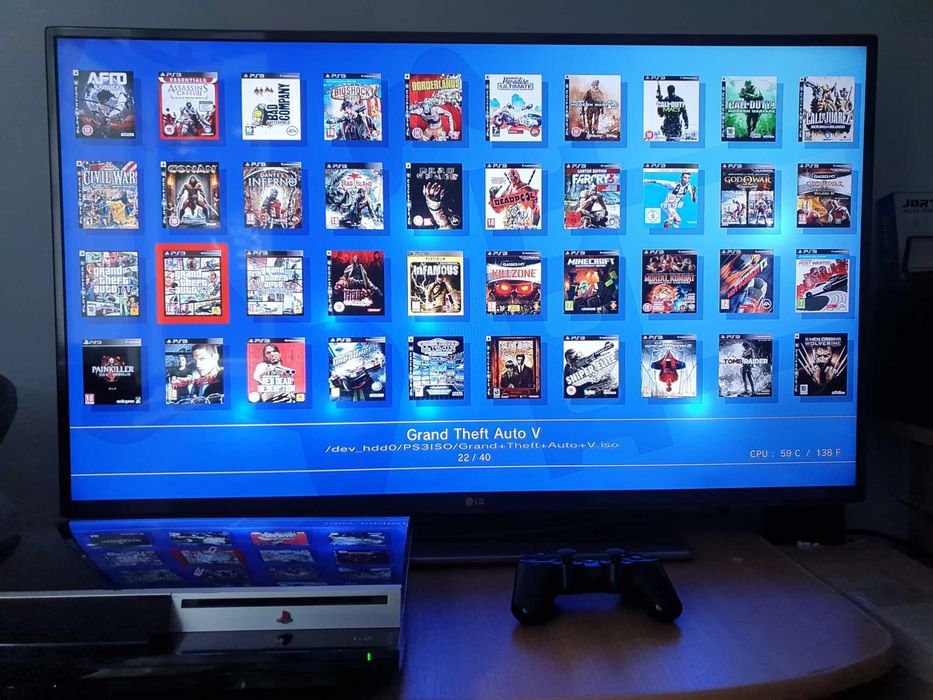 PS3 modat CFW 320 GB + 40 jocuri (GTA V, Red Dead, God of War, NFS)