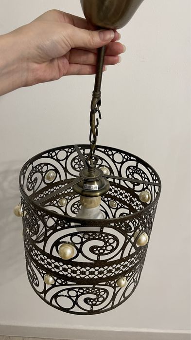 Продается люстра