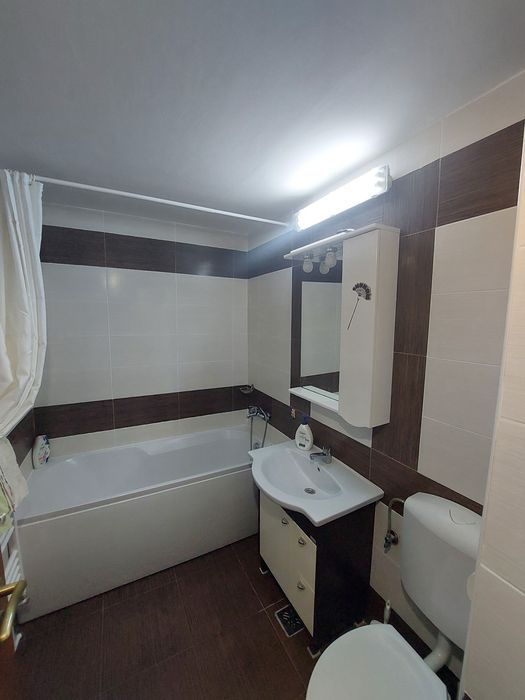 Apartament cu 3 camere de vânzare în zona Tolstoi Alba Iulia