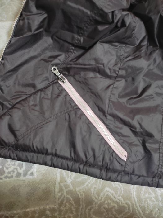 Продам куртку женскую