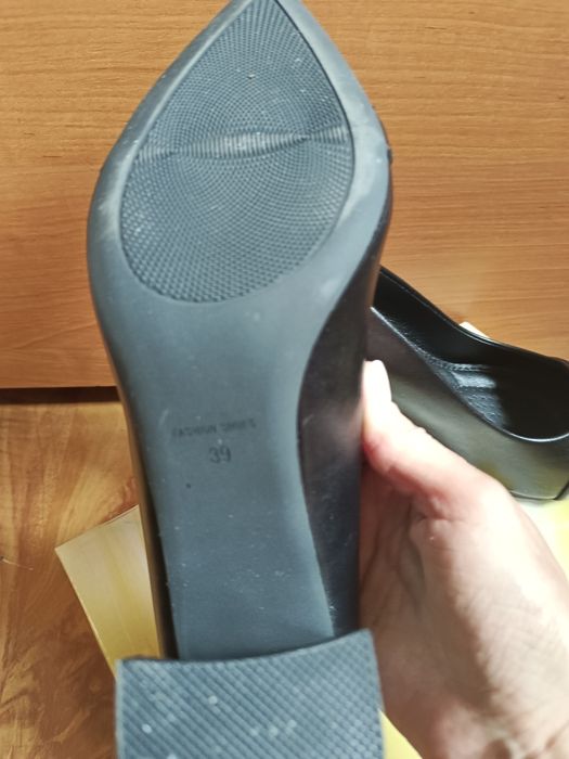 Туфли черные женские