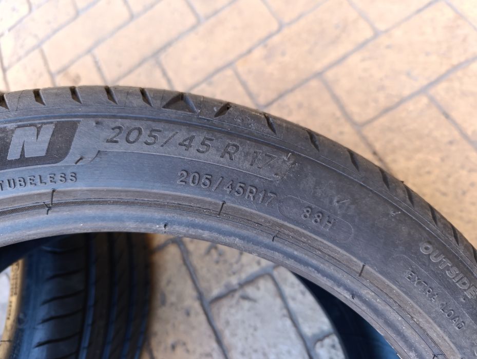 Летни гуми Michelin 205/45/17 Primacy 4