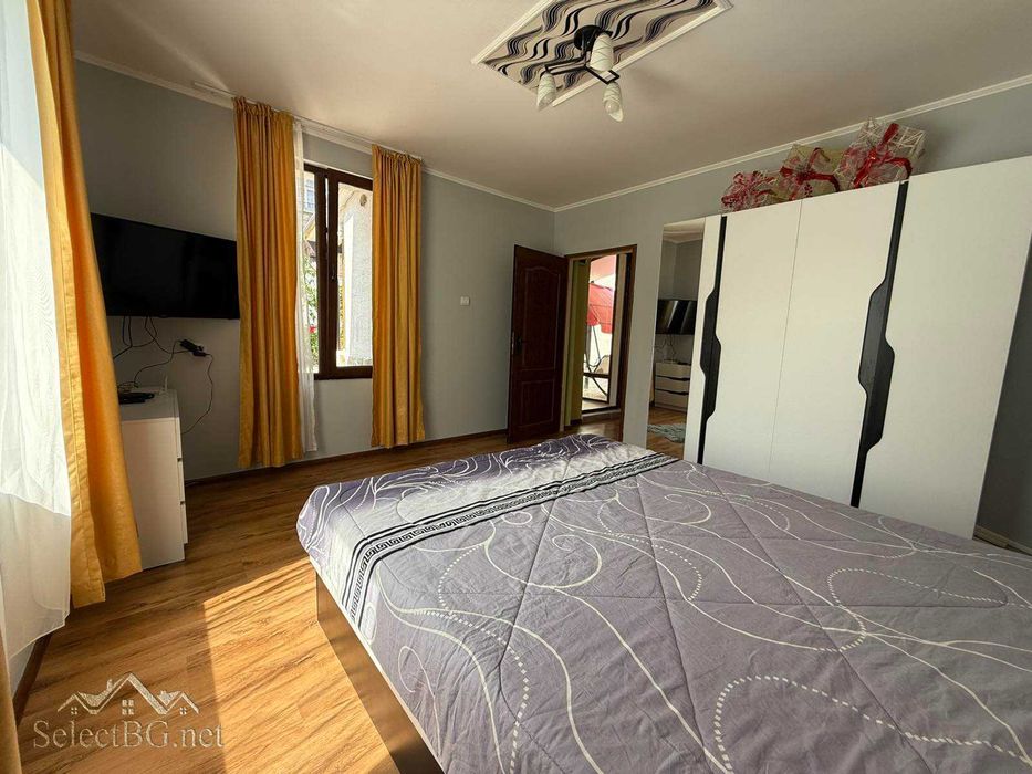 Дава се под наем Двустаен апартамент в Велико Търново, Център - 70 кв.м за 459 € - Снимка #5