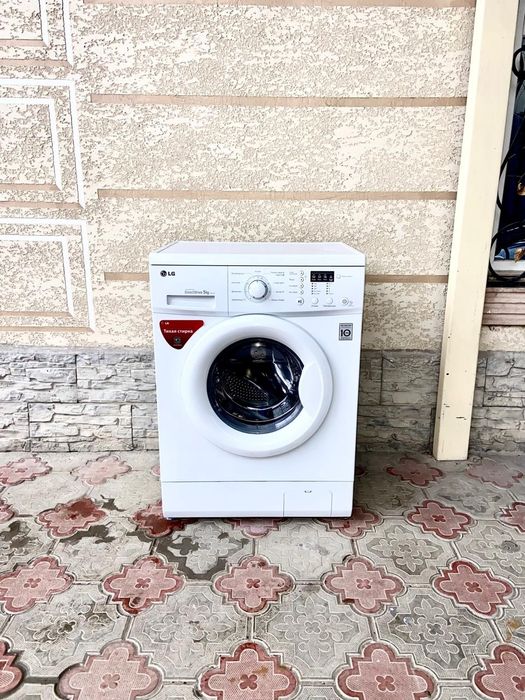 Продам стиральную машинку