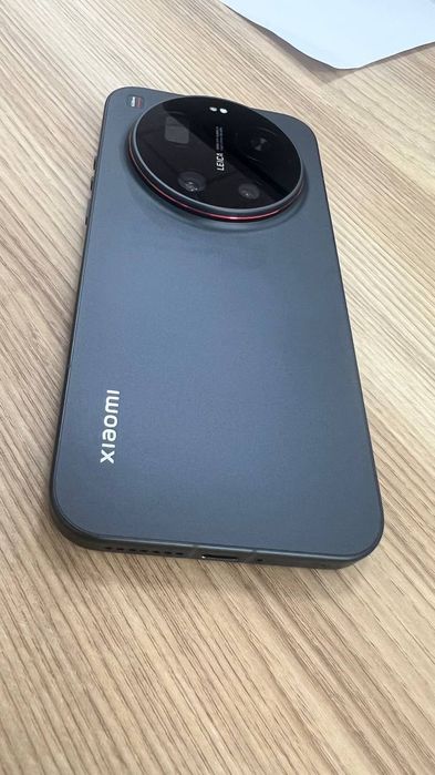 Xiaomi 17 ultra GLOBAL VERSION