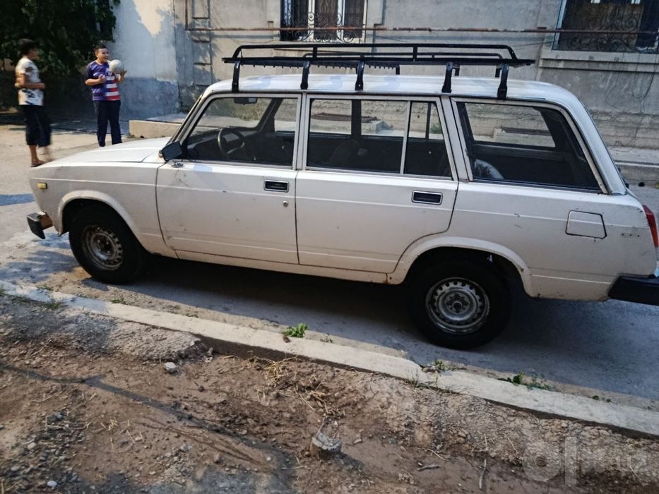 Жигули 2104 сотилади