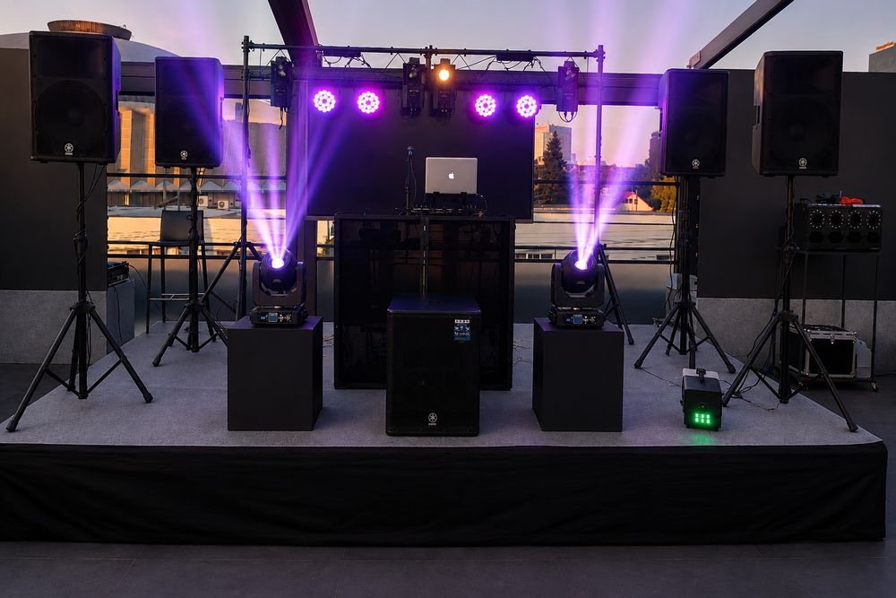 Dj licentiat, caut colaborare