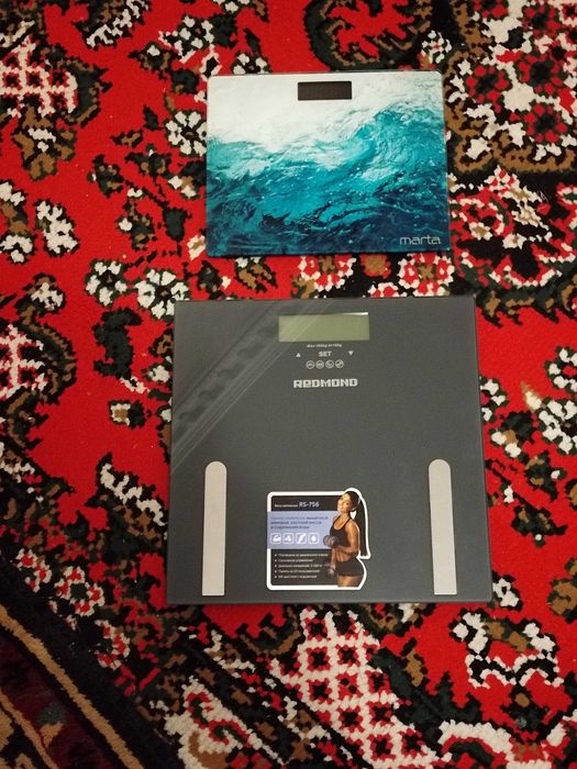 Весы напольные. Фирмы Redmond & Marta.