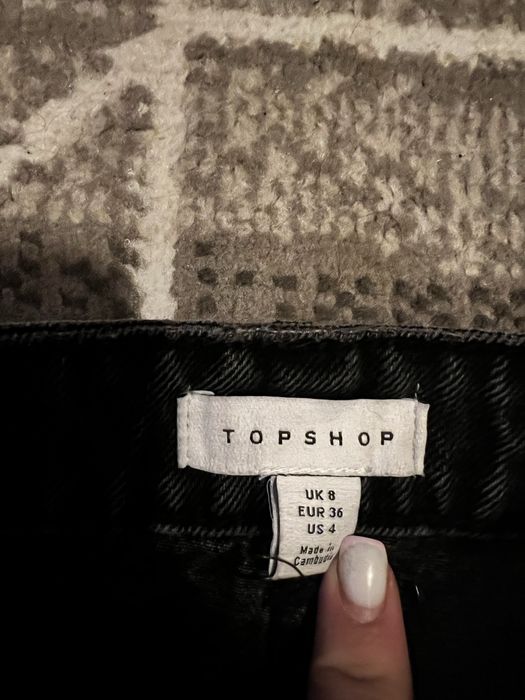 Чёрная джинсовая юбка Topshop