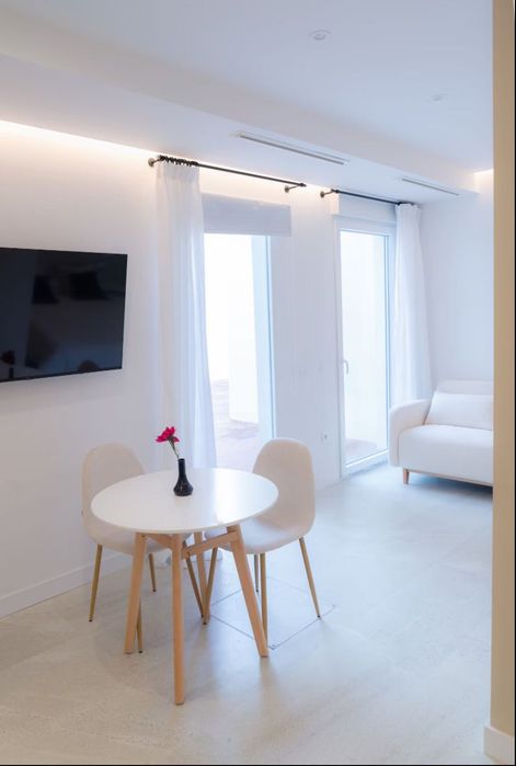 Едностаен апартамент под наем 425 ЕВРО