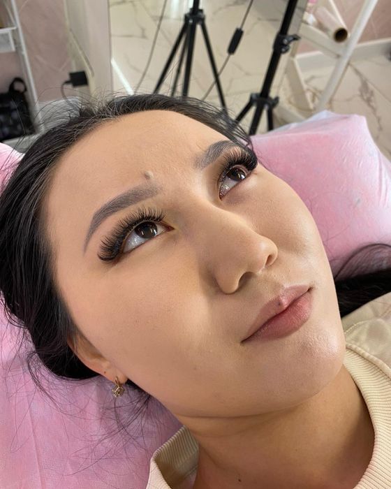 Наращивание ресниц от 6000 тг