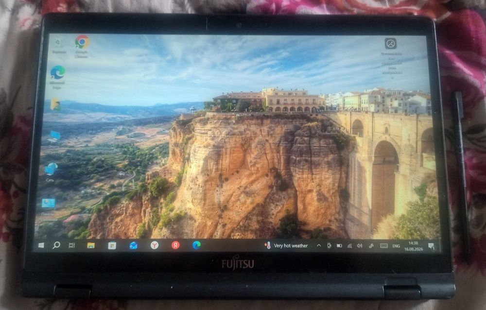 Ноутбук LIFEBOOK U939X