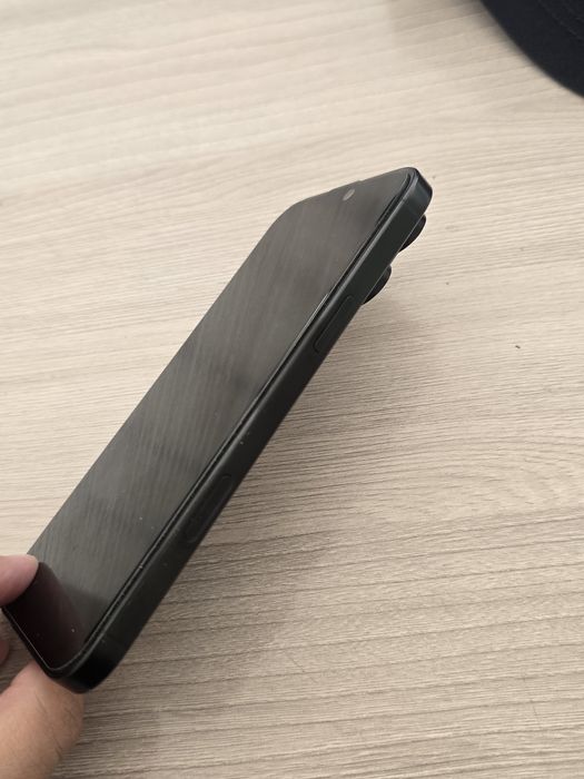 Продам Iphone 16 Pro Max 512