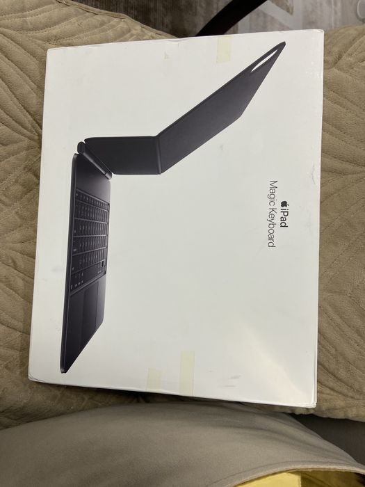 Клавиатура apple magic keyboard ipad pro 13 m4