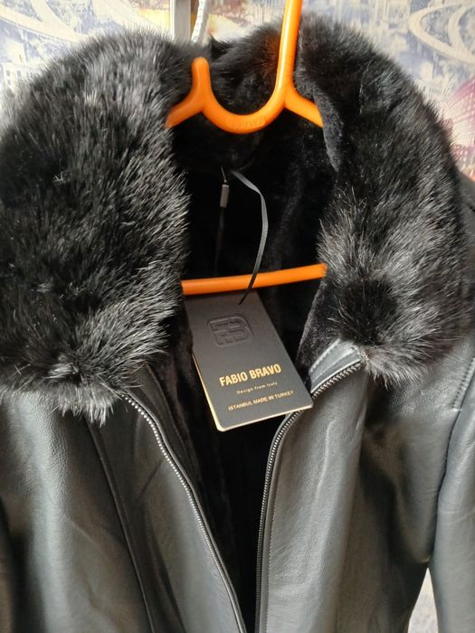 Продам новую зимнюю куртку для мужчины