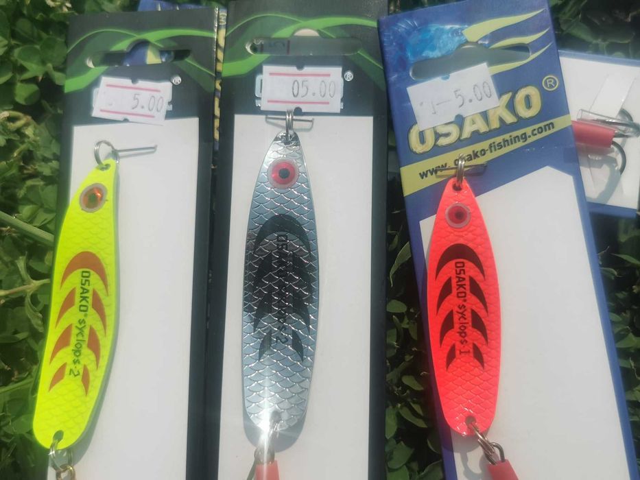 Спининг комплект за щука -въдица,макара,плетено влакно и 5 блесни.НОВИ