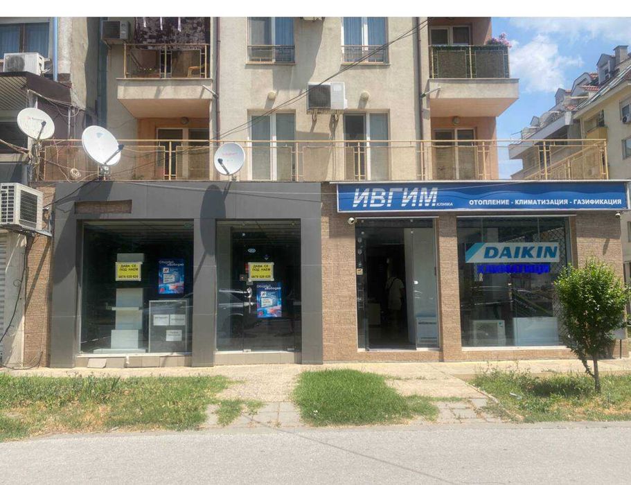 Дава се под наем Магазин в Пловдив, Кючук Париж - 98 кв.м за 612 € - Снимка #8