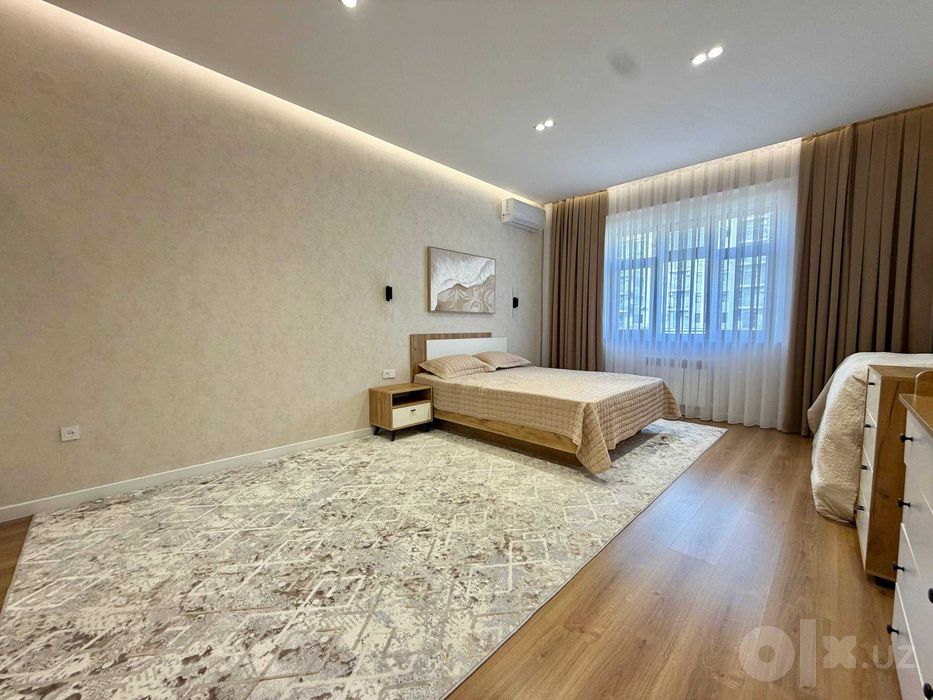 Новостройка 4-комнатная, 110 м², Махтумкули ор-р мост Авиатор