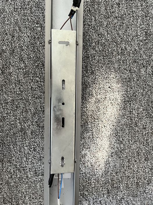 Spot lumina LED cu ajustare verticala si orizontala