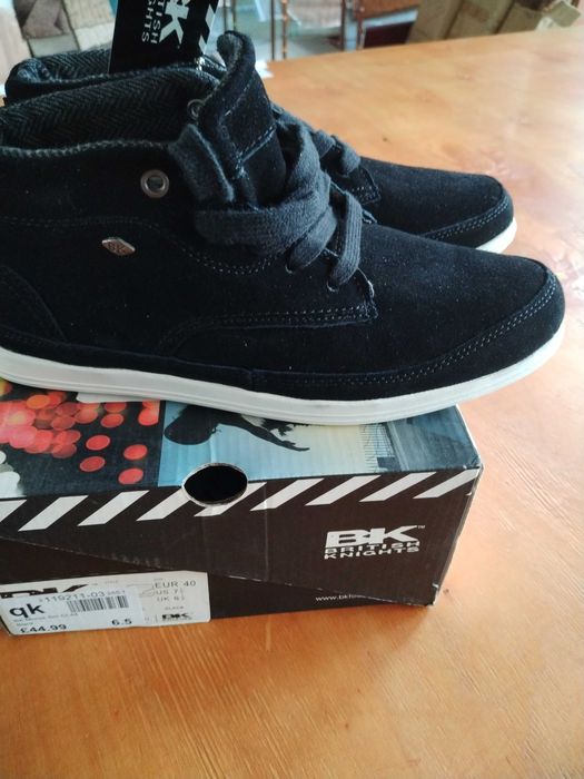 Обувки кецове  British Knights 40 велур