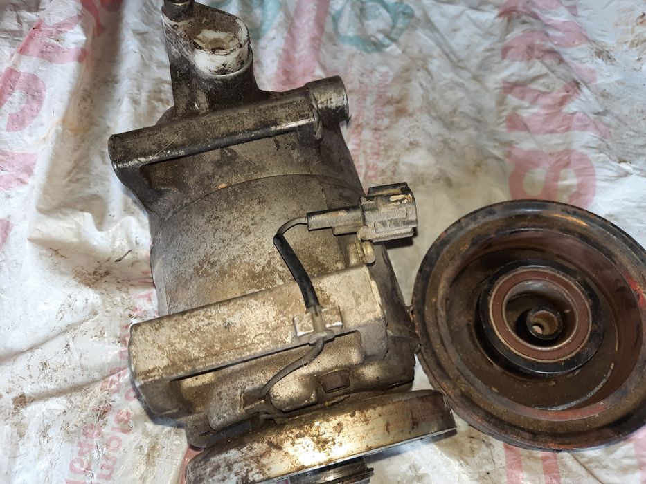 Автомобильный Компрессор системы кодиционера