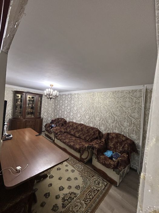 Продам 4-ком квартиру