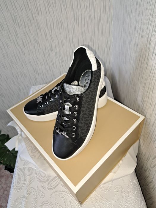 Продам кеды Michael kors