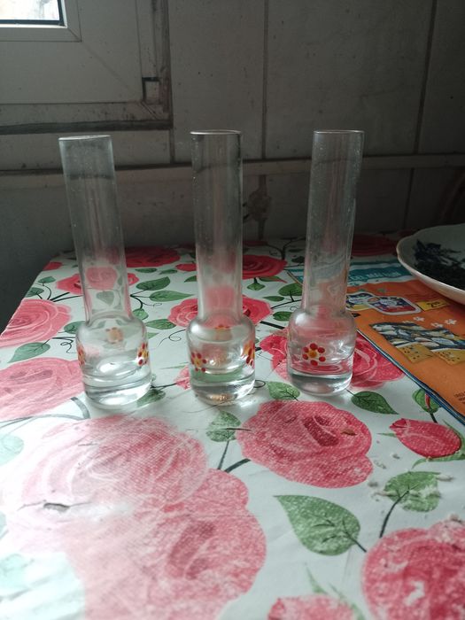 Vând toiuri de sticla