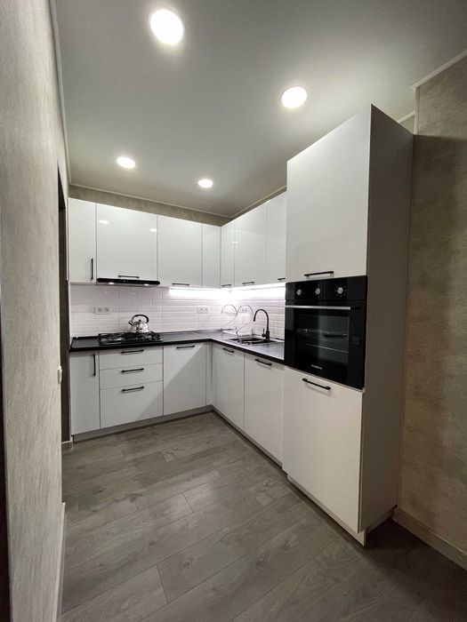 R1! Сдаётся квартира 2/2/5 на ЭКО БАЗАРЕ ор-р Чимган!