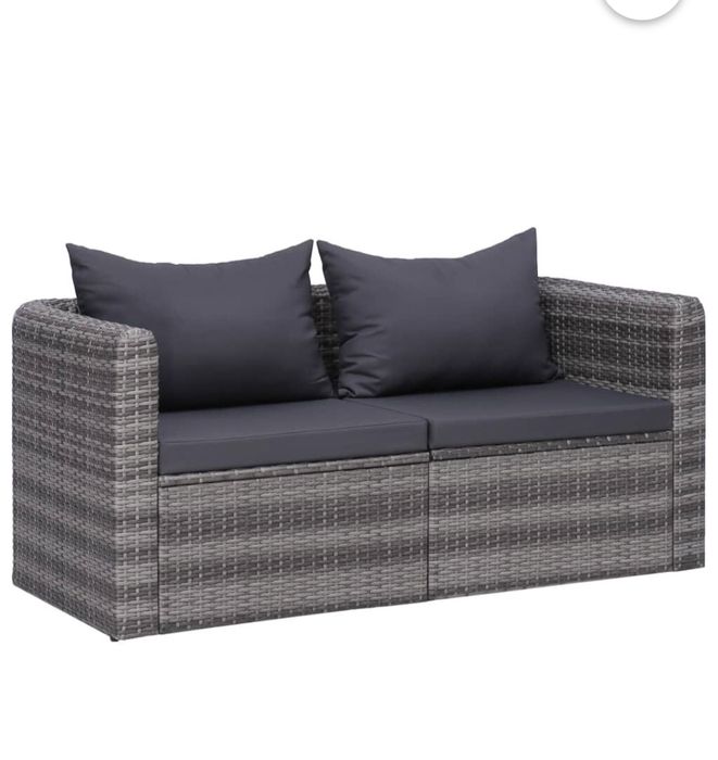 Canapea din polirattan