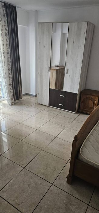 Închiriez garsonieră confort 1 ultra central!