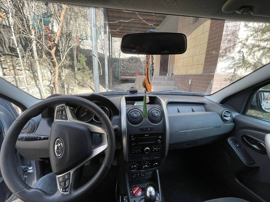 ларгус 2021 срочна сотилади 11000$