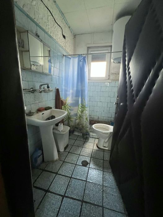 Продава се Къща в Перник, Църква - 270 кв.м за 1067 €/кв.м - Снимка #19