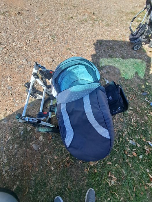 Детска количка .