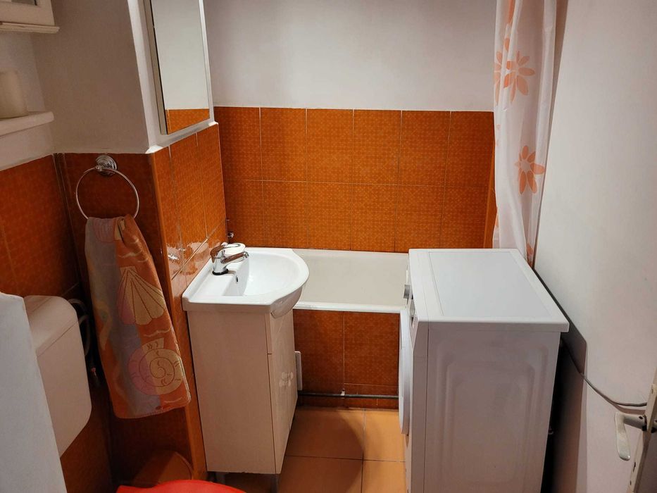 Garsoniera de inchiriat 310 €