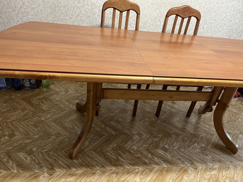 Малазийский стол