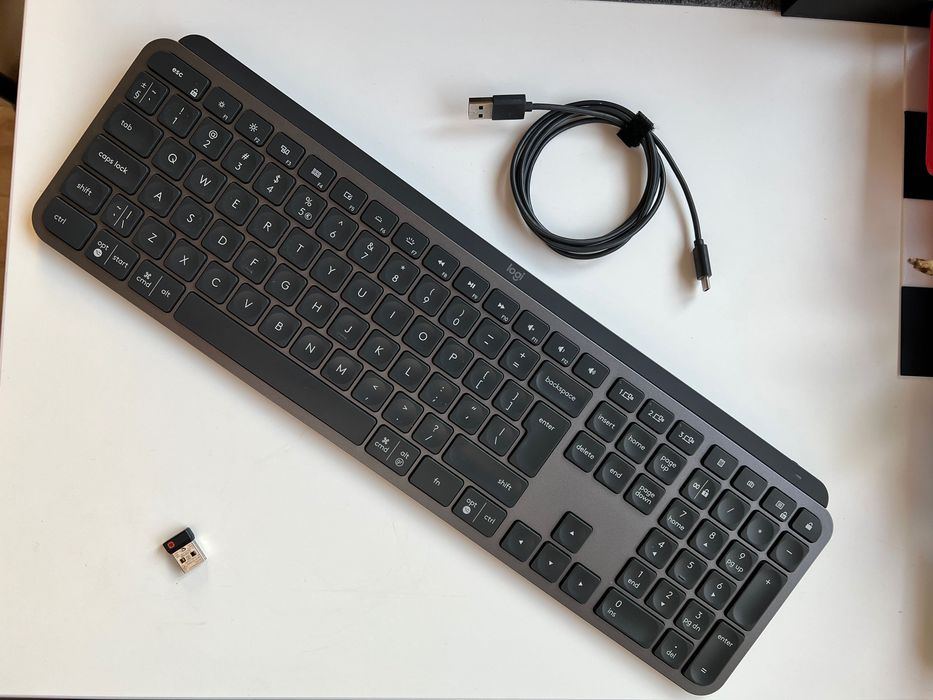 Tastatura Logitech MX Keys - Stare Excepțională | 200 Lei