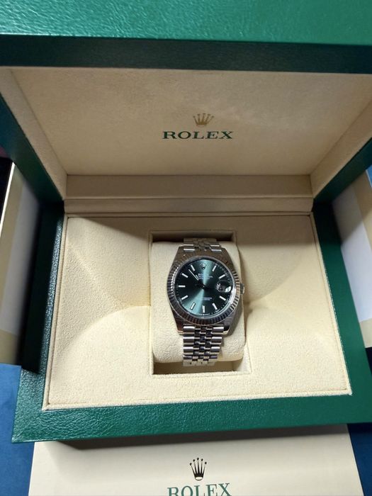 Rolex datejust mint/green 41 mm