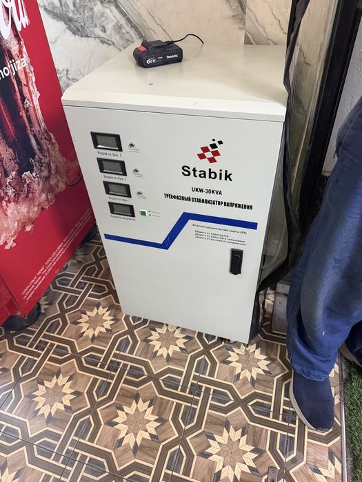 стабилизатор трехфазный